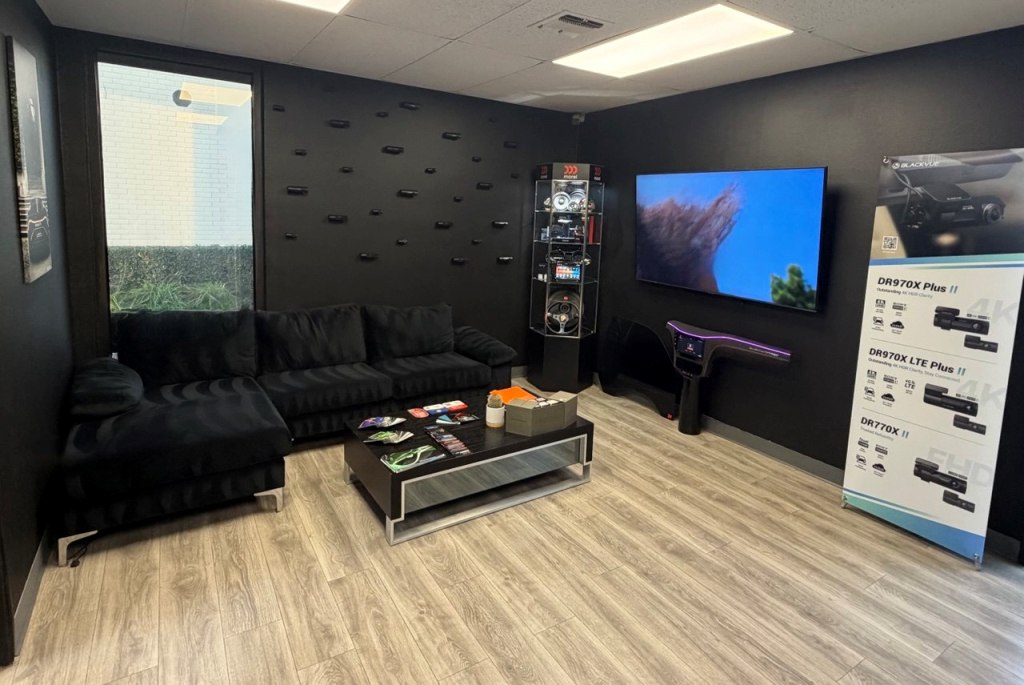 amenities sorena car audio - waiting room