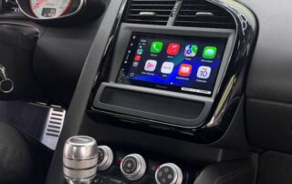 Wireless CarPlay vs. Android Auto: Solving the Lag and Sound Quality Issues